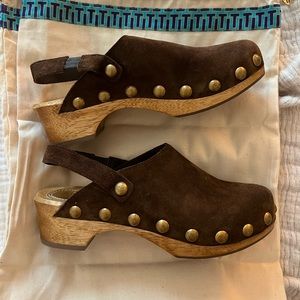 Size 7 brown suede tory burch clogs